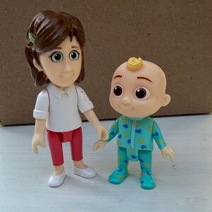 Cocomelon Mom & JJ figures